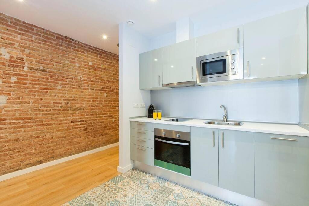 Lejlighed Perfectly Located 4bed 4bath In Eixample *